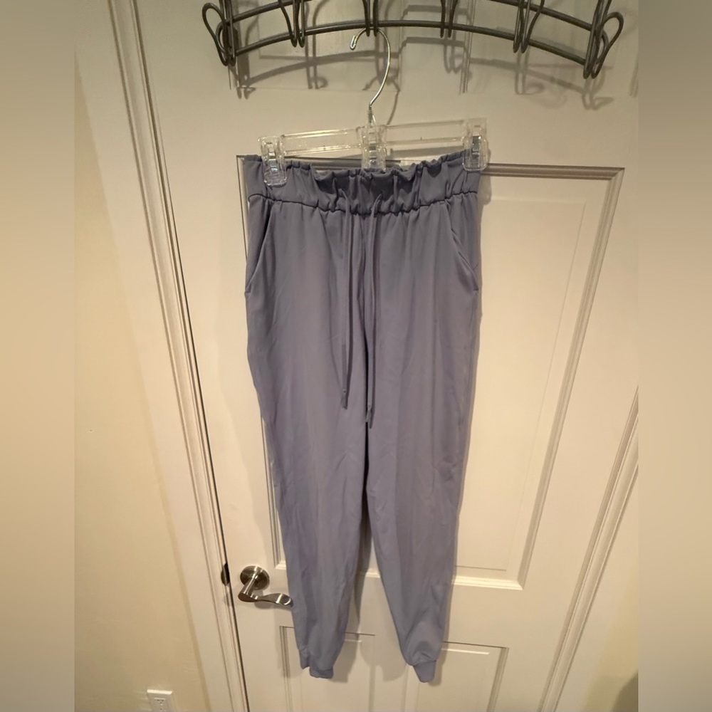 Lululemon Stretch High-Rise Joggers Size 4 Chambray Light Grey/Blue